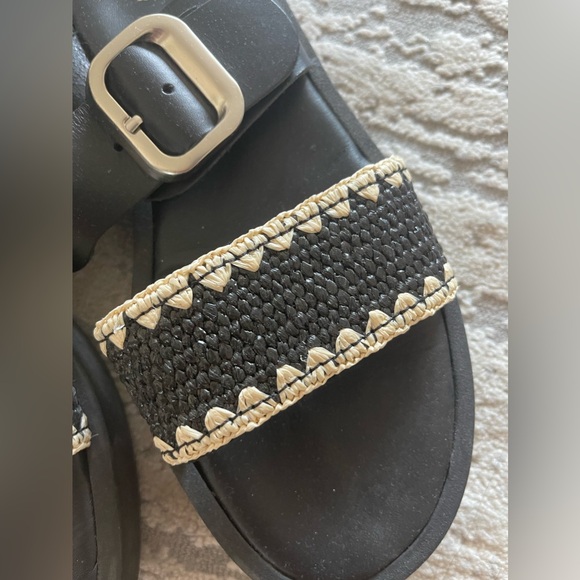 Authentic Greek sandals (worn twice) - Picture 3 of 4